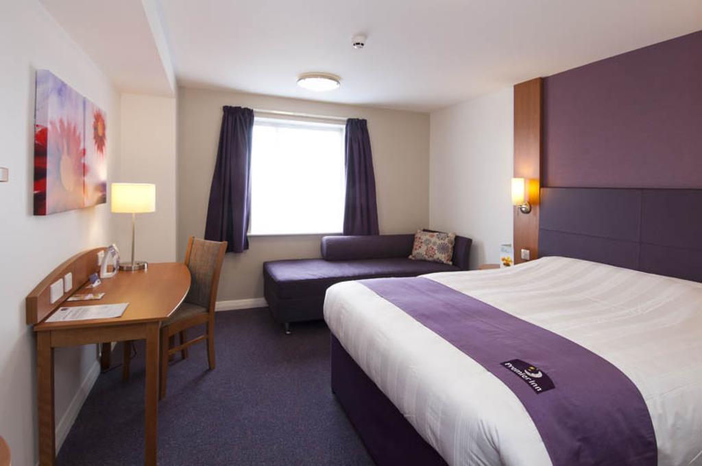 Premier Inn Stratford Upon Avon Waterways المظهر الخارجي الصورة