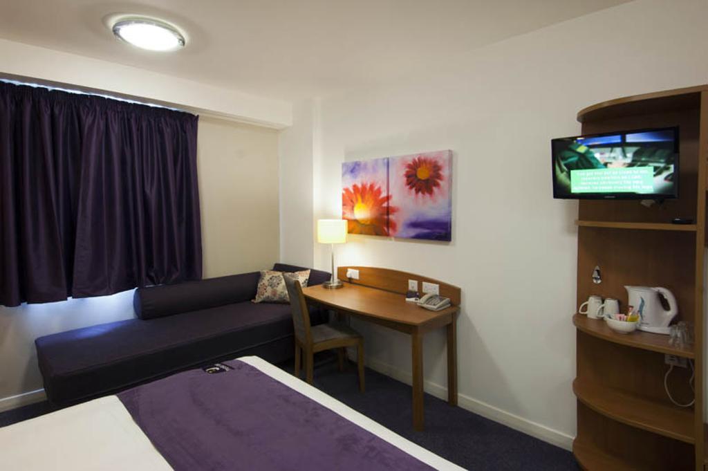 Premier Inn Stratford Upon Avon Waterways المظهر الخارجي الصورة