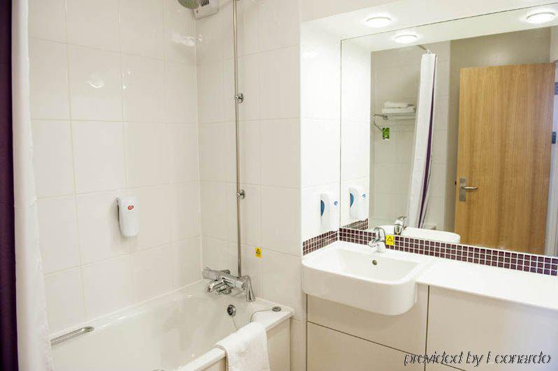 Premier Inn Stratford Upon Avon Waterways المظهر الخارجي الصورة